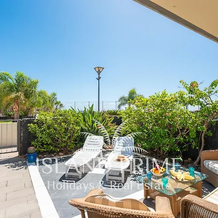 Seaviews Family In Seaside Complex In Amarilla Golf Sbv30 Villa *