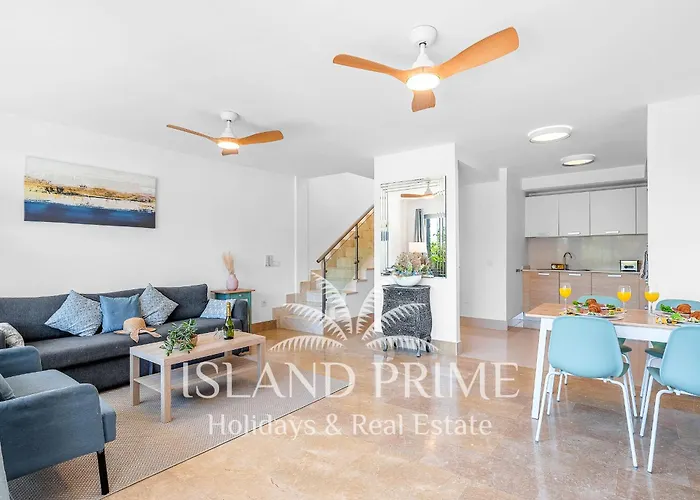 Villa Seaviews Family In Seaside Complex In Amarilla Golf Sbv30 *